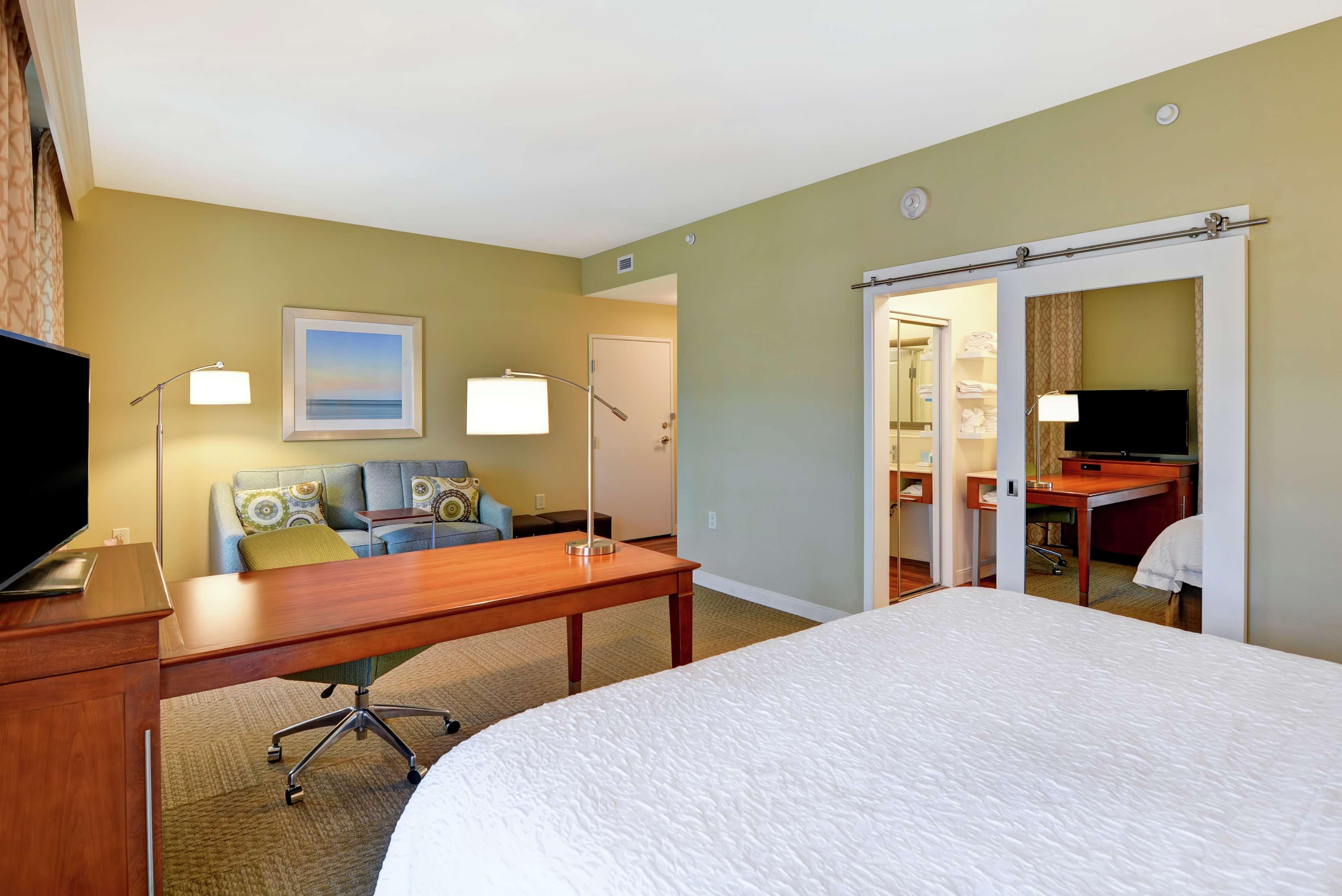 Hampton Inn & Suites Charleston Airport North Charleston Exterior photo