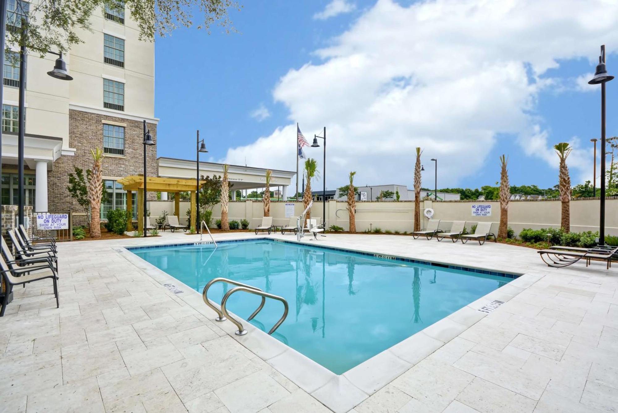 Hampton Inn & Suites Charleston Airport North Charleston Exterior photo